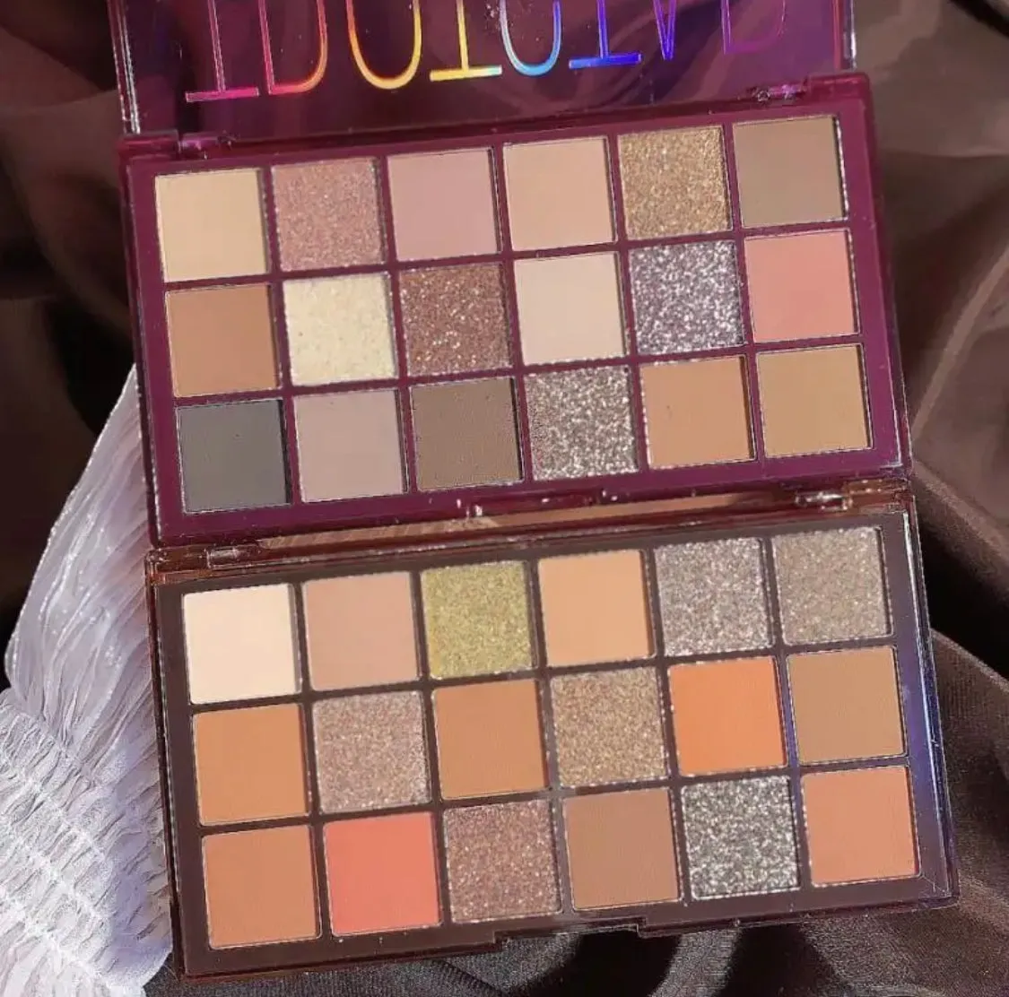 18 Color Eyeshadow Palette Matte Glitter Eye Shadow Shimmer Shiny Sequins Various Color Eyes Pigments Makeup Palette