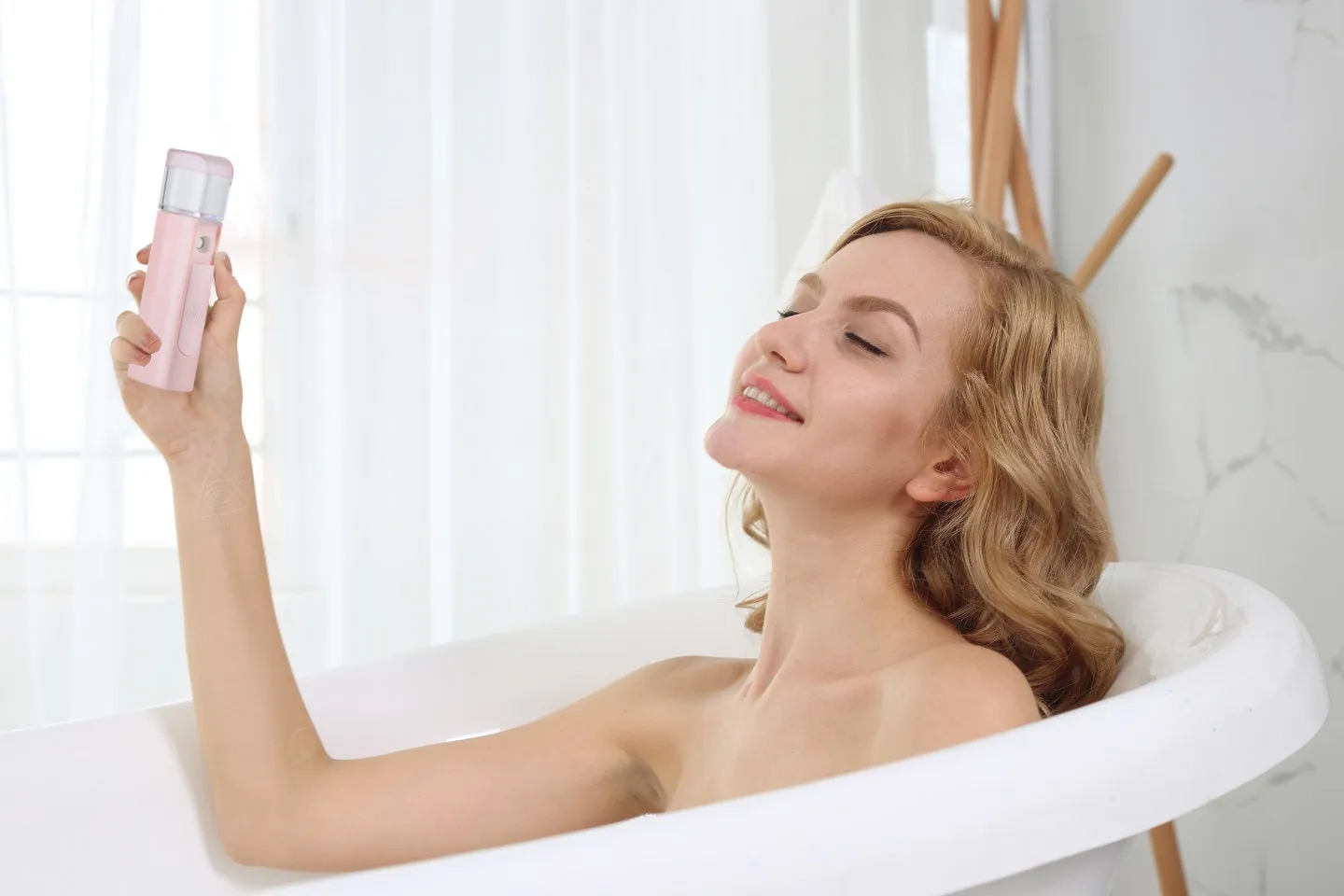 DL016-P Prospera Hand-Held Nano Mist Facial Steamer-Pink