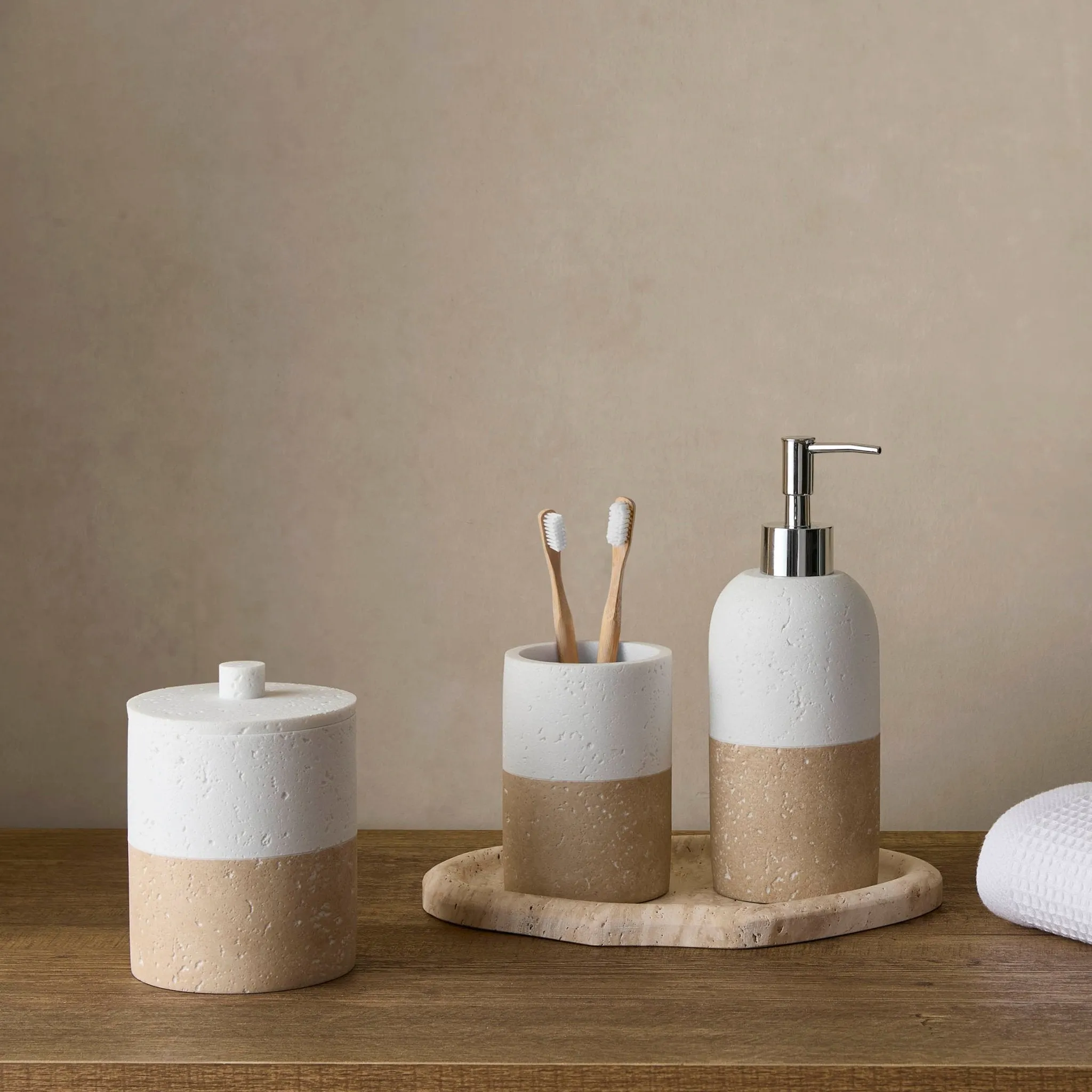 Juliet Stone Effect Resin Tumbler -Natural/White