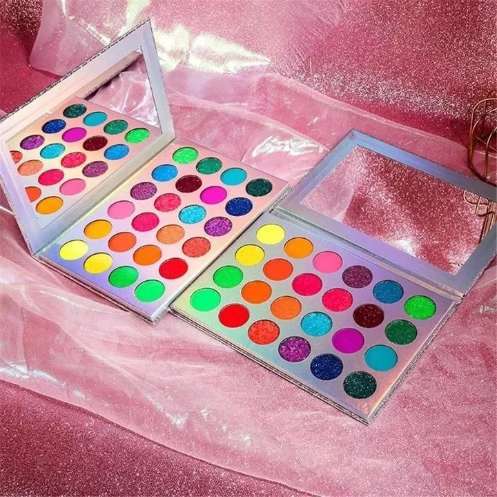 Luminous Eyeshadow Palette (24 Colors)