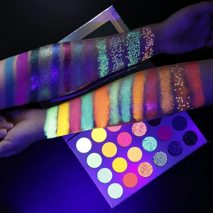 Luminous Eyeshadow Palette (24 Colors)