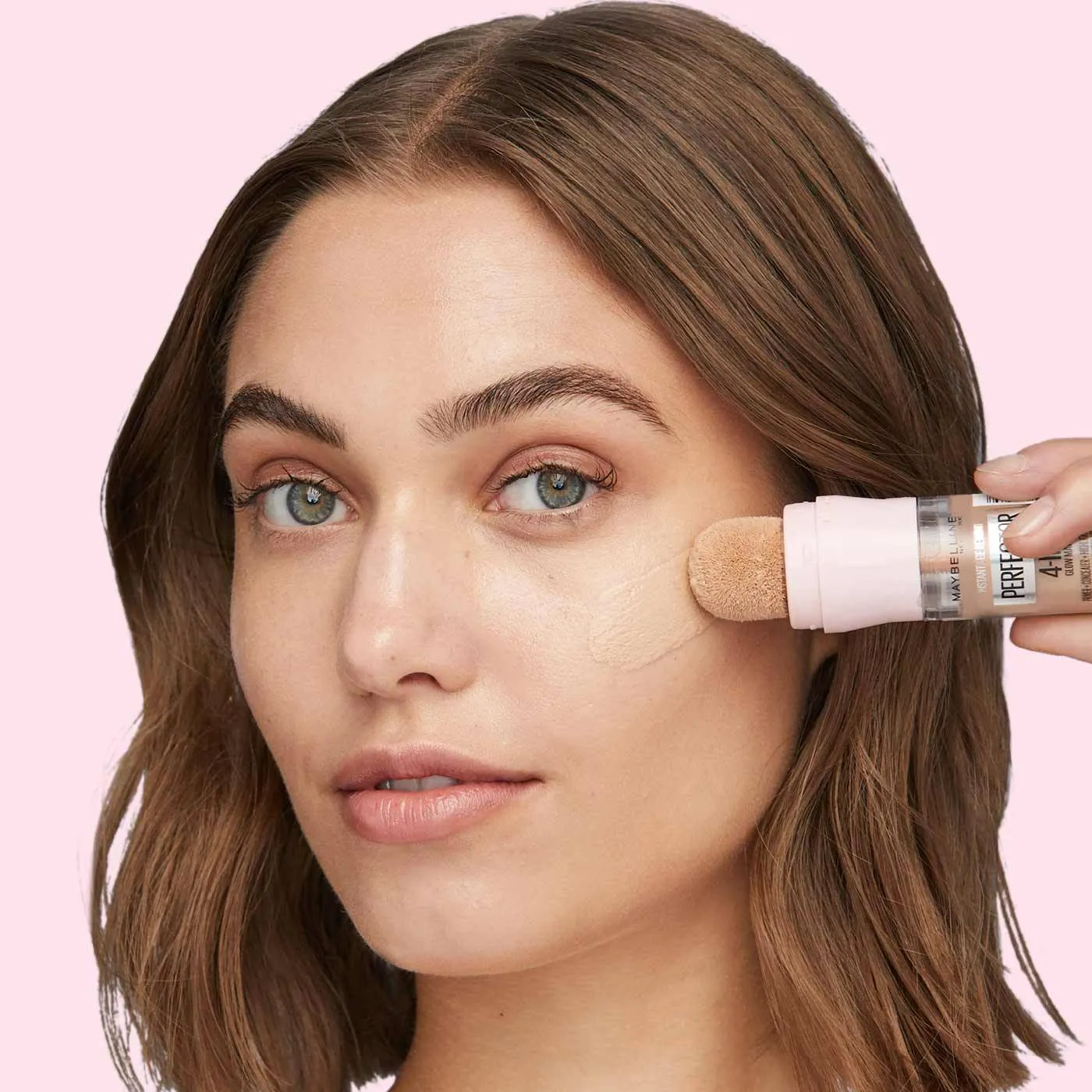 MAYBELLINE Instant Age Rewind Instant Perfector 4-In-1 Glow Makeup