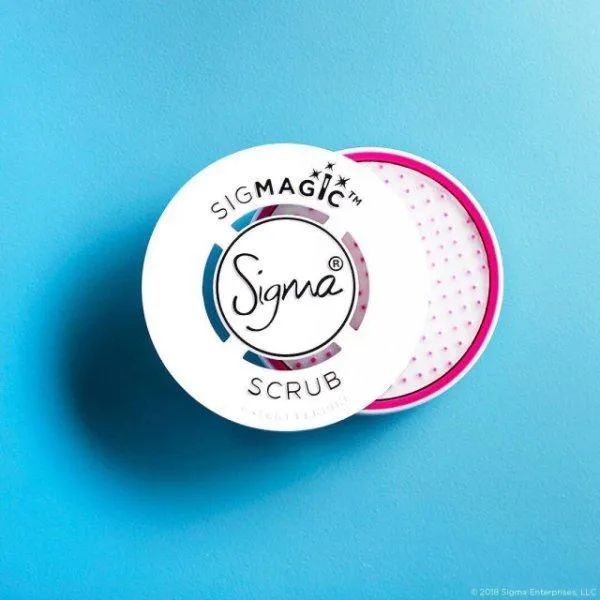 Sigma SigMagic Scrub Brush Cleaner