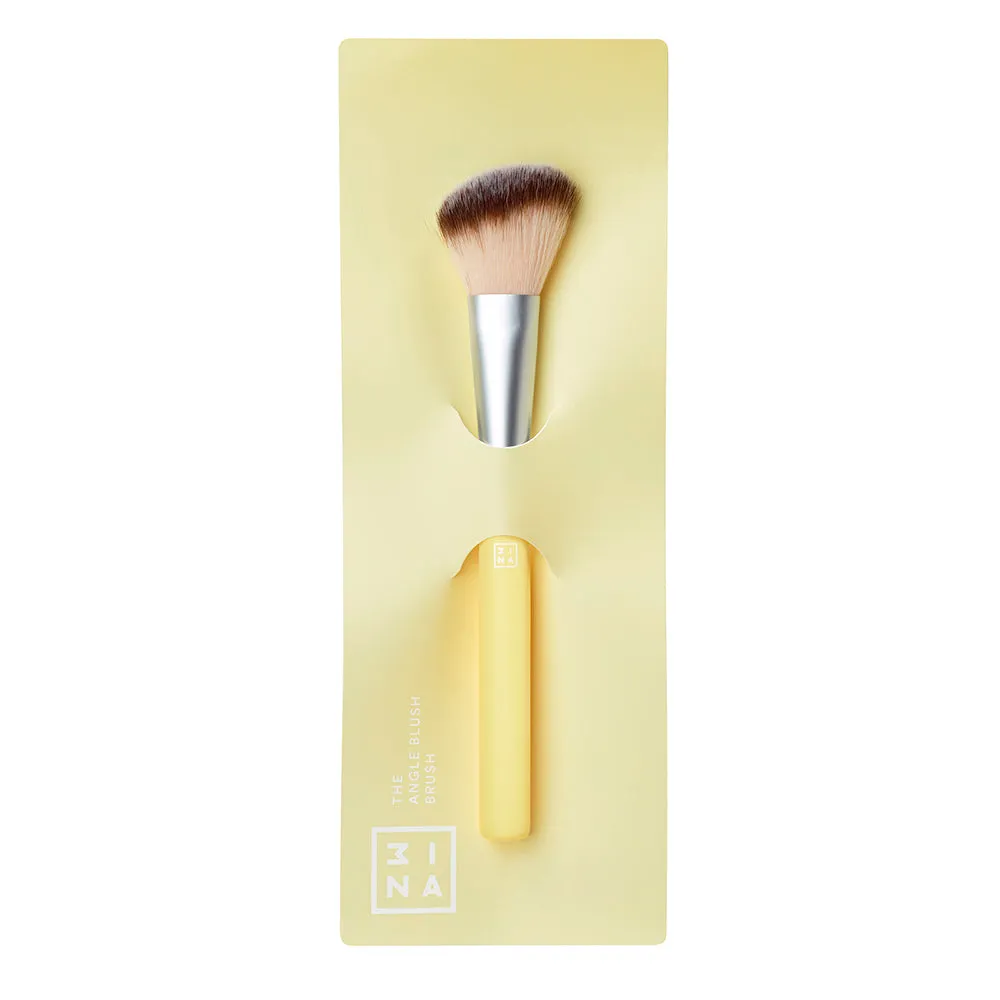 The Angle Blush Brush